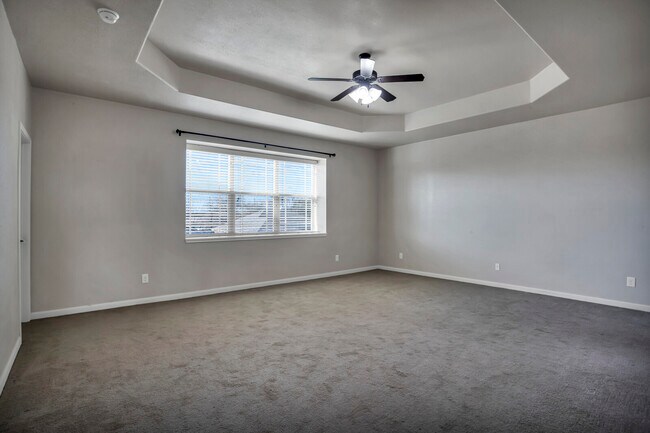 Building Photo - 6900 Deorsam Loop