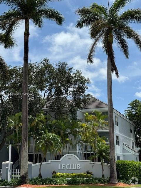 Building Photo - 8560 SW 212th St