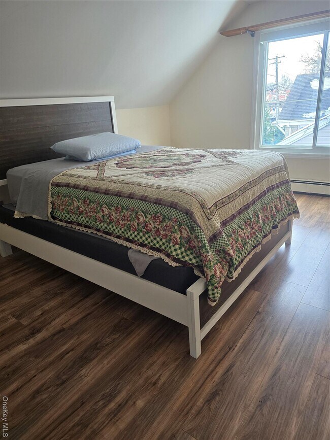 Building Photo - 375 Broadway