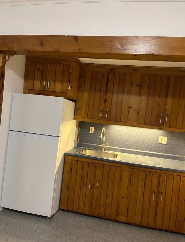 Building Photo - 115 High St