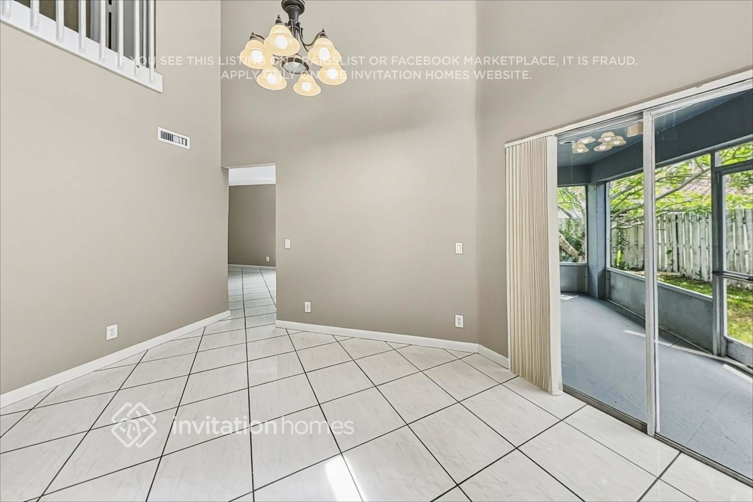 Building Photo - 1282 Seagrape Cir