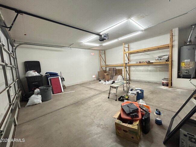 Building Photo - 5343 E Holmes Ave