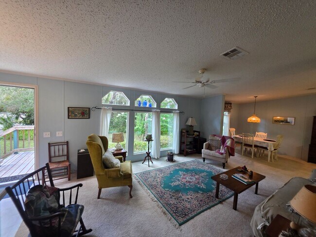 Building Photo - Hidden Gem - Vacation Home