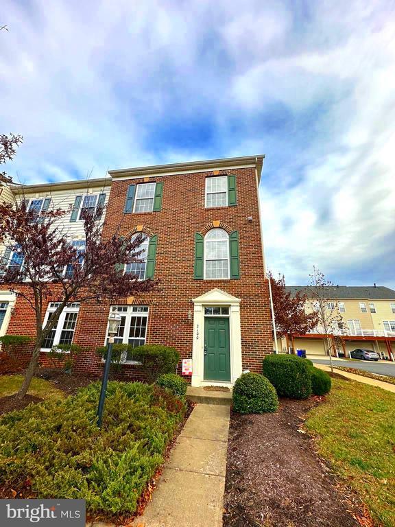 Building Photo - 2100 Abbottsbury Way