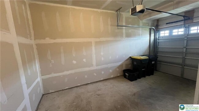 Building Photo - 1156 Westminster Dr