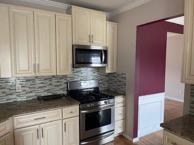 Building Photo - 1105 Thornebrooke Ct