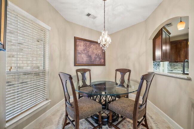 Building Photo - 6830 Jasmine Pl