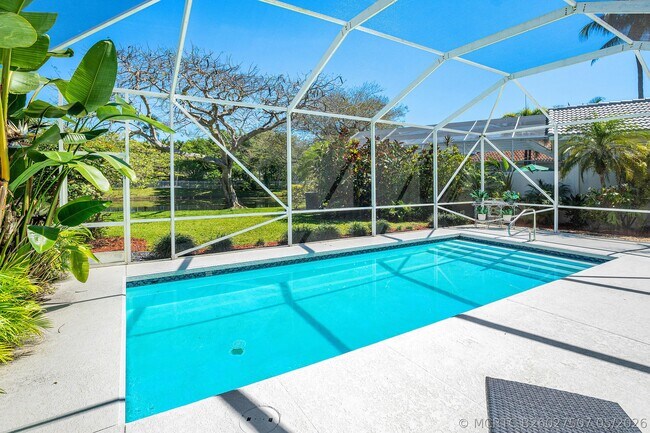 Building Photo - 4983 Garden Dr