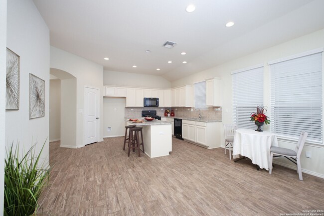 Building Photo - 6108 Panola Pass