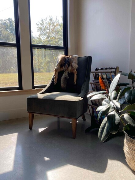 Building Photo - 575 Sullens Rd