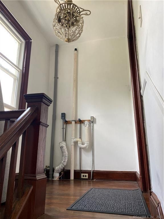 Building Photo - 214 Goffe Ter