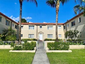 Building Photo - 673 NE 92nd St