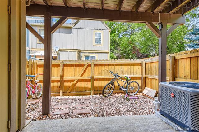 Building Photo - 2797 E Nichols Cir
