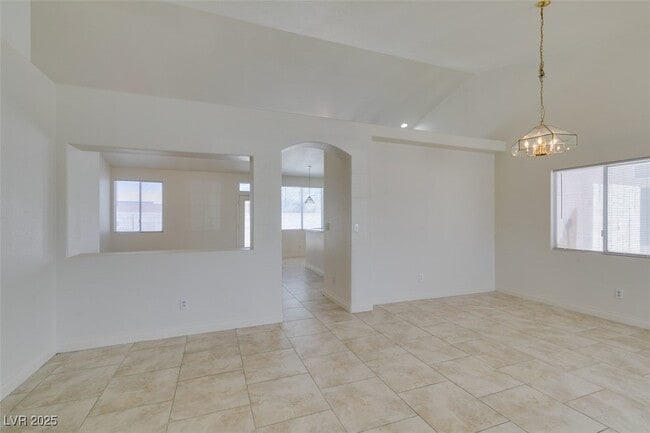 Building Photo - 2510 Roaring Lion Ave