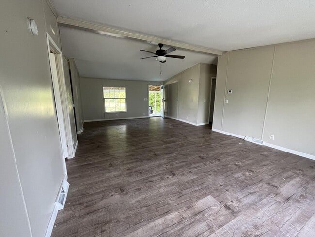 Building Photo - Available Home for Rent