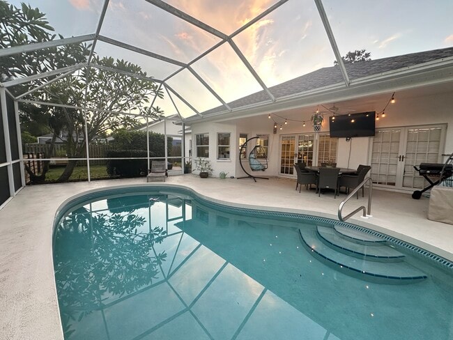 Building Photo - 5738 39th Street Cir E