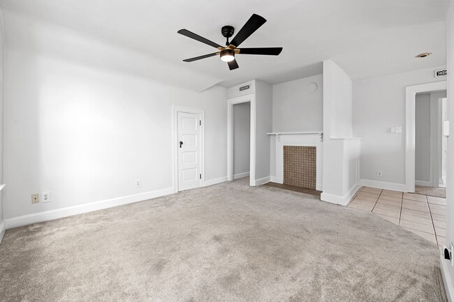 Building Photo - Modern Comfort Meets Prime Oakley Living –...
