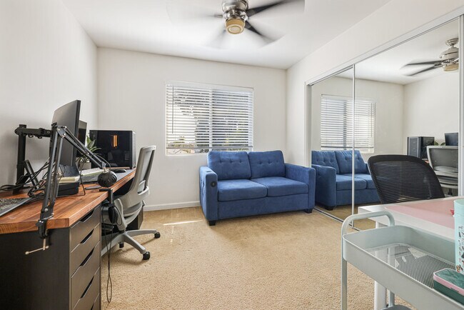 Bedroom 3 - 4466 Mataro Dr