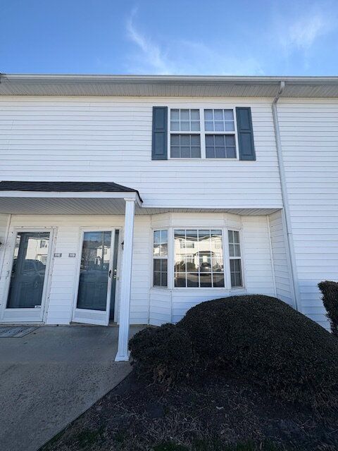 Building Photo - 3987 Sterling Pointe Dr