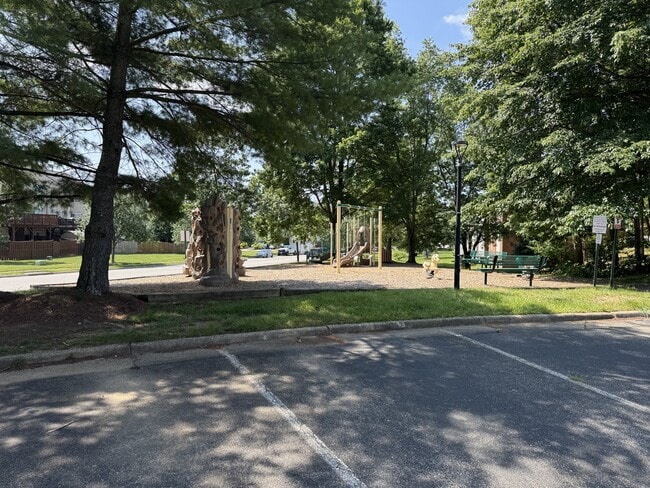 Building Photo - 15659 Horseshoe Ln
