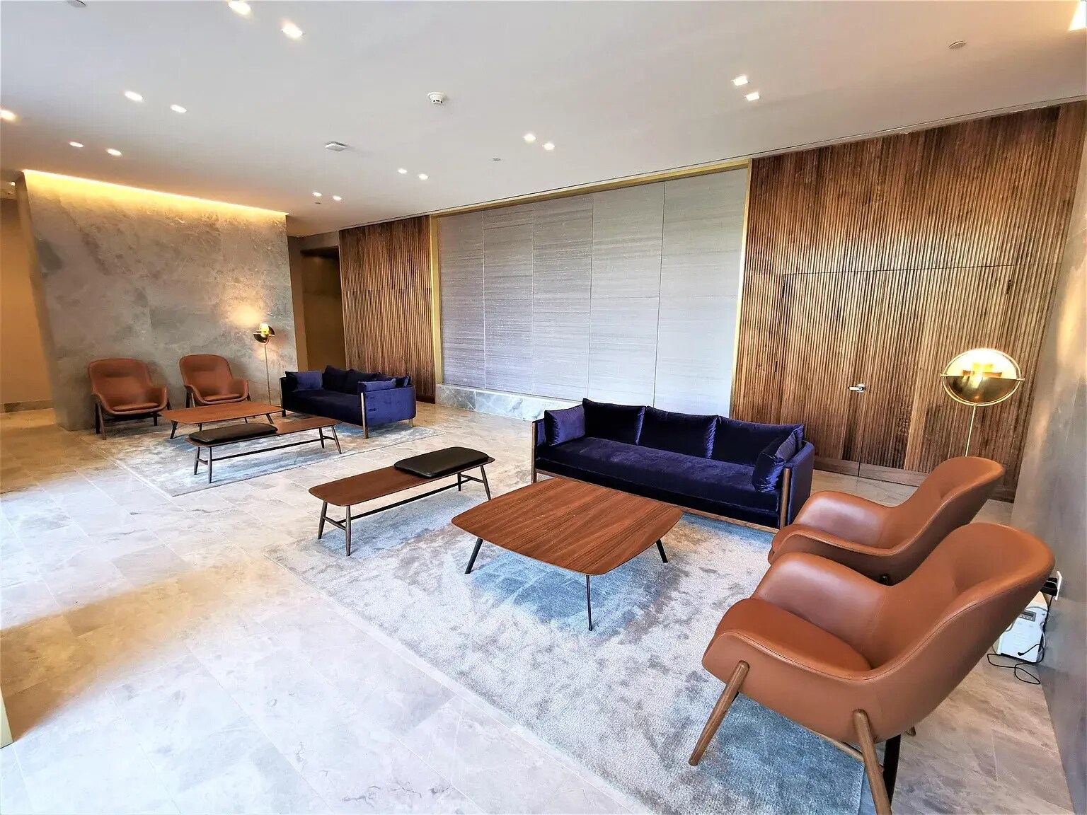 Building Photo - 75 Park Ln S