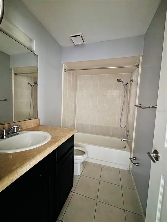 Building Photo - 28 Las Palmas Way