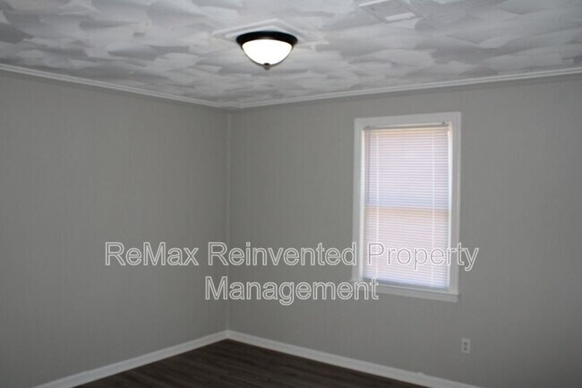 Building Photo - 1510 Koger St