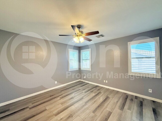 Building Photo - 3148 E Merlot St