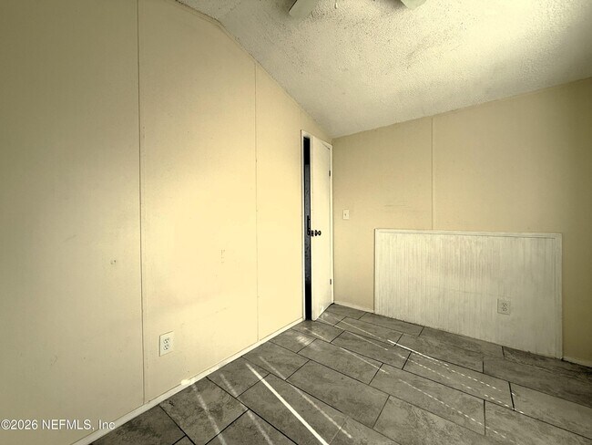 Building Photo - 4825-4A1A A1A S