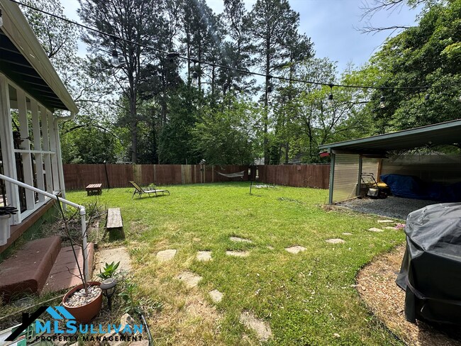 Building Photo - 1516 London Cir