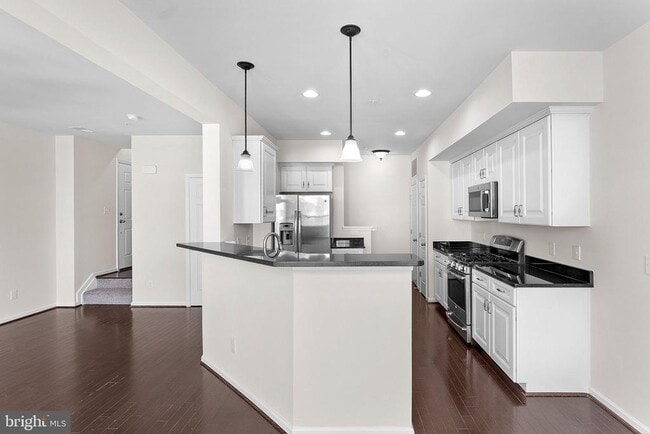 Building Photo - 25222 Briargate Terrace