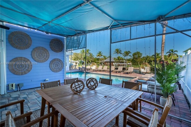 Building Photo - 474 Peninsula Dr