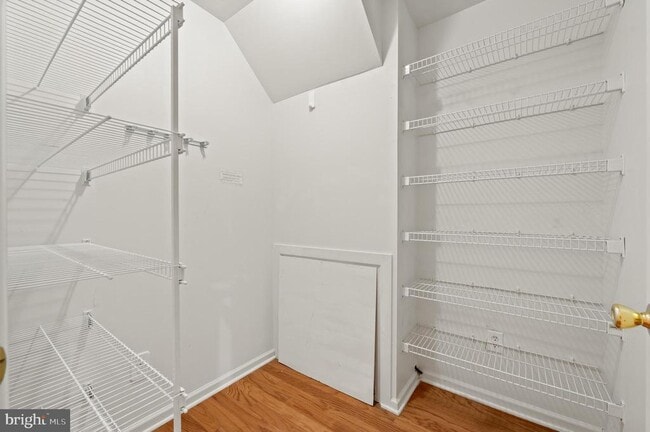 Building Photo - 1408 Black Walnut Dr