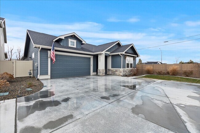 Building Photo - 4 Bedroom, 2 Bath home in Beautiful Meridian with SO MANY upgrades and perks throughout!  You don...