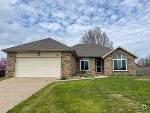 Building Photo - Beautiful Nixa Subdivision