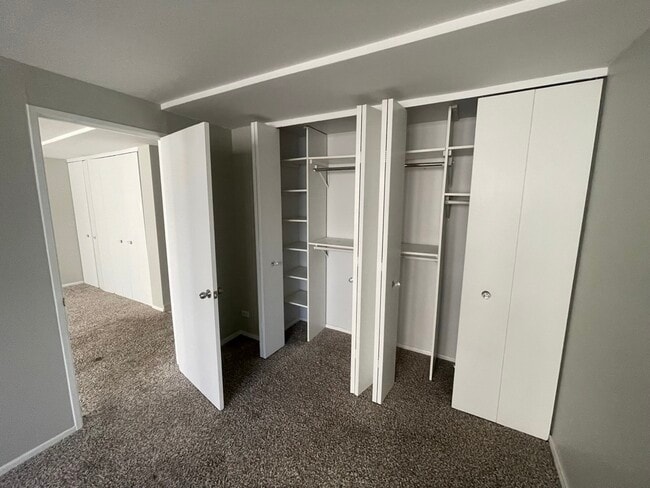 Building Photo - 233 E Erie St