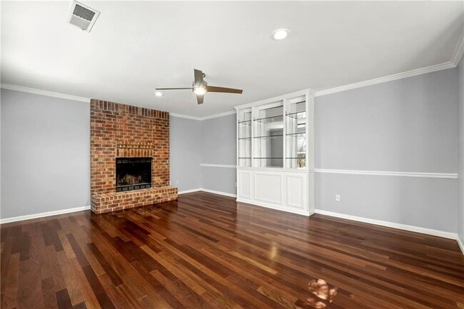 Building Photo - 3744 Misty Wood Dr N W