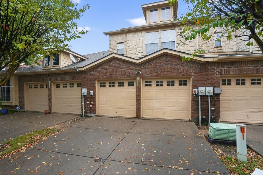 Building Photo - 2740 Denali Park Dr