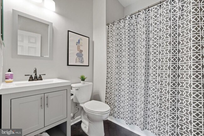 Building Photo - 21796 Kelsey Square