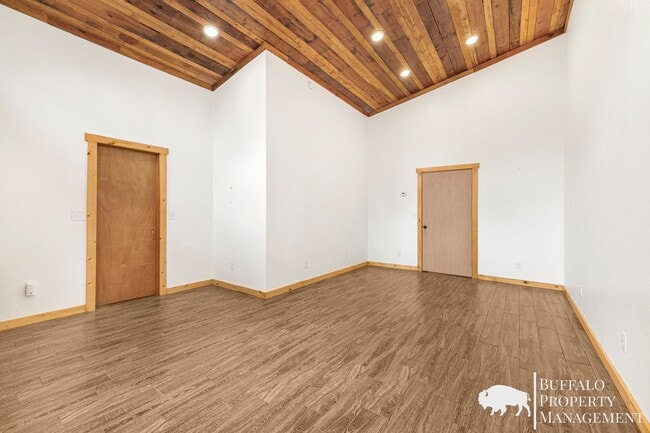 Building Photo - Charming Parker Home for Rent – Rustic Character Meets Modern Comfort!