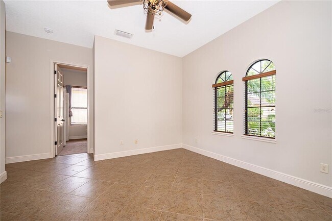 Building Photo - 7415 Pointe Venezia Dr