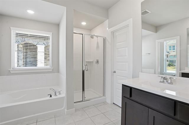 Building Photo - 12436 Penson St