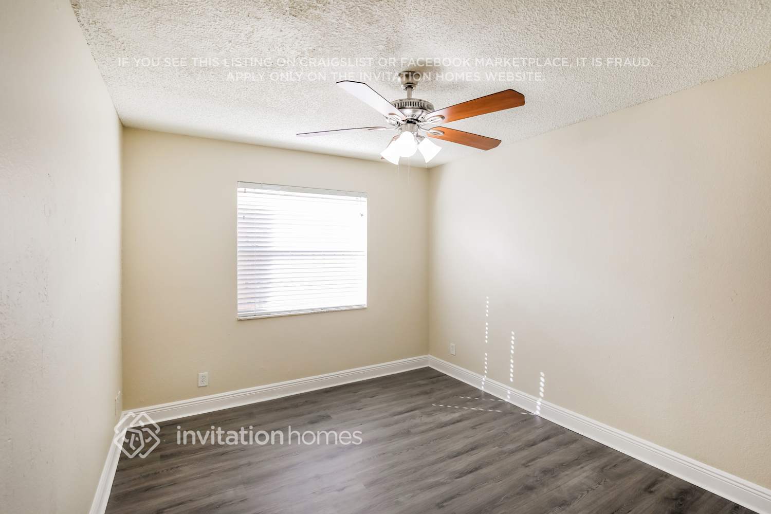 Building Photo - 9310 Chelsea Dr