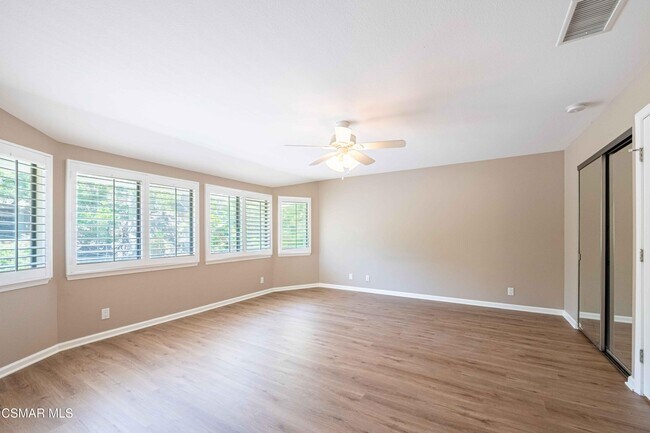 Building Photo - 4272 N Cedarpine Ln