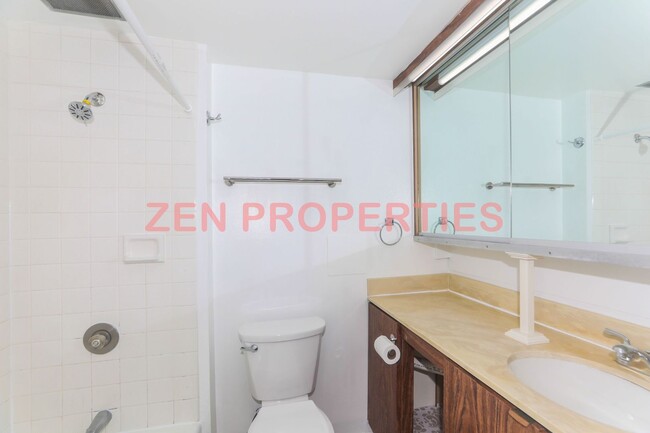 Building Photo - Kapiolani Terrace studio for rent