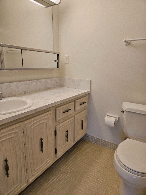 Building Photo - 277 W High Point Ct