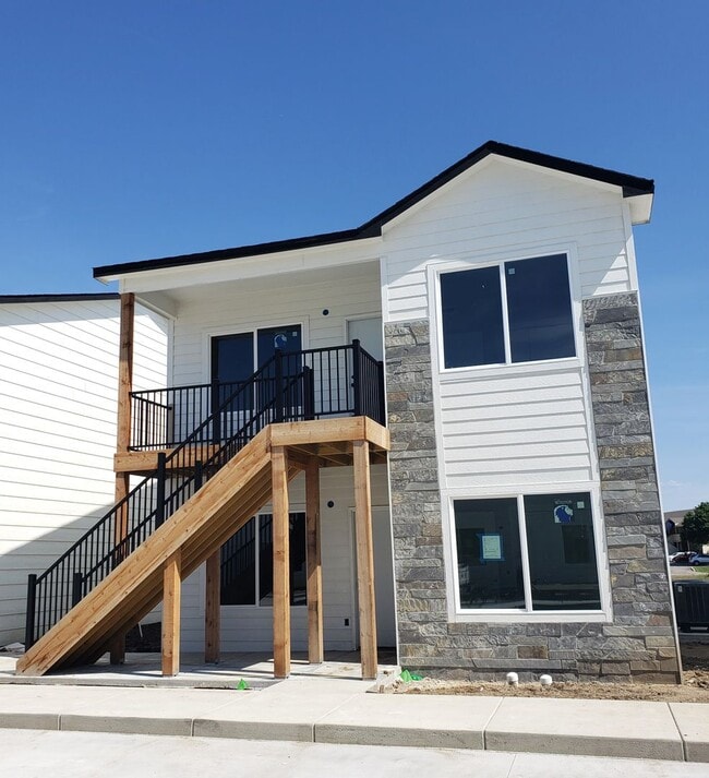 Building Photo - Beautiful brand new construction 3 bed / 2...