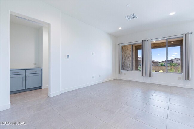 Building Photo - 30660 S Osprey Dr