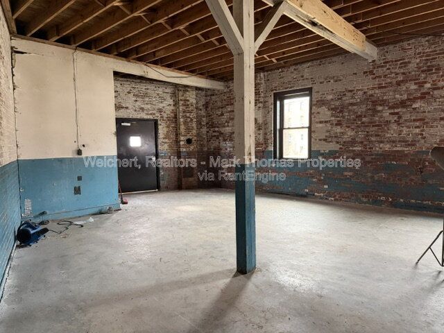 Building Photo - 141 Depot St
