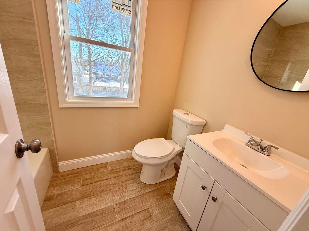 Building Photo - 230 Clark St